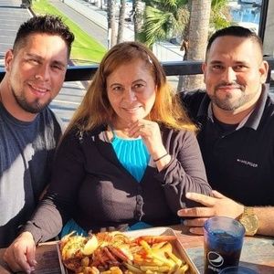 Meet your Posher, Candida